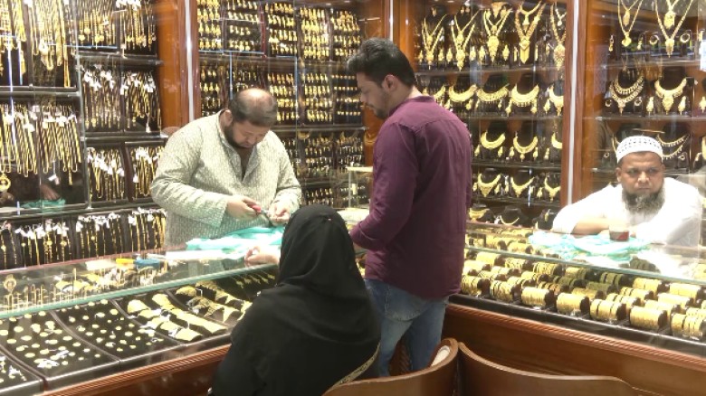 আজকের দেশে স্বর্ণ ও রুপার বাজারদর প্রকাশ, দামে সামান্য পরিবর