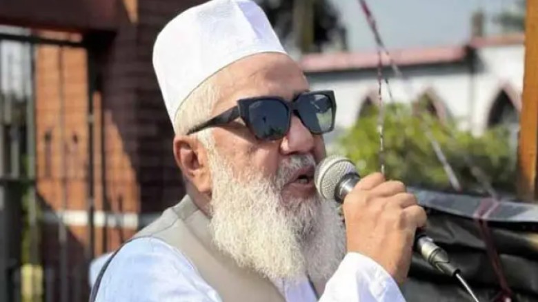 ‘আমাকে যারা চেনে না  তারা এখনো মাটির নিচে বসবাস করে’...