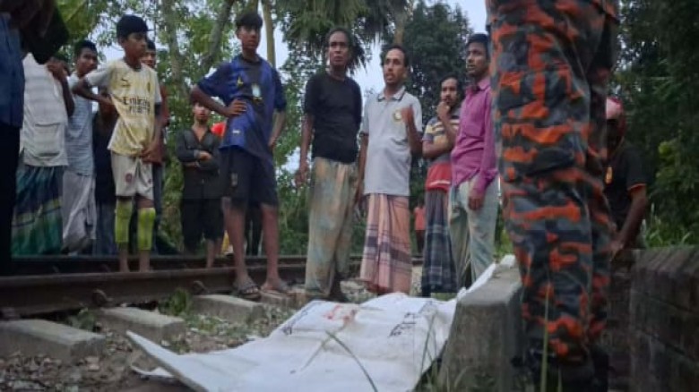 বোয়ালখালীতে ট্রেনে কাটা পড়া অজ্ঞাত ব্যক্তির লাশ উদ্ধার...