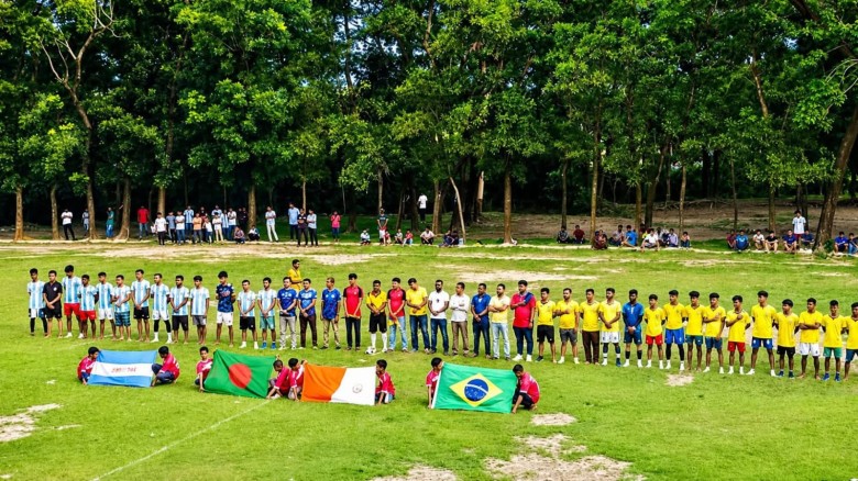 মিরসরাইয়ে আর্জেন্টিনাকে হারিয়ে ব্রাজিল সমর্থকদের জয়...