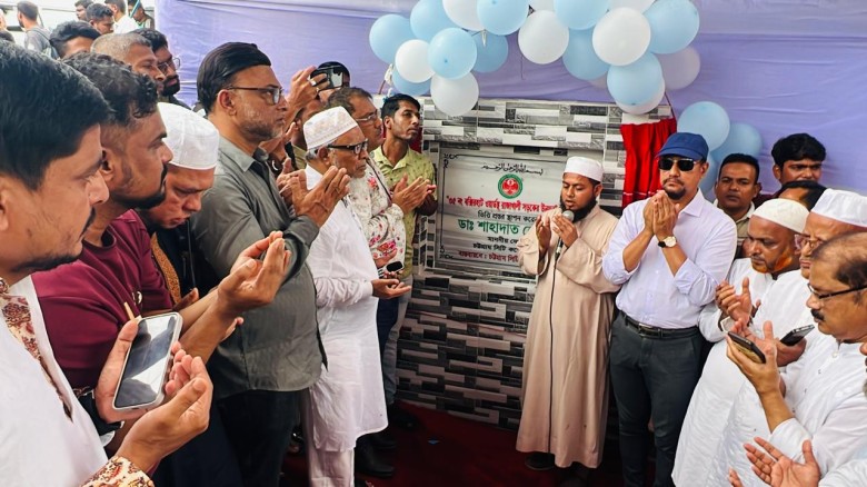 “দীর্ঘদিন অবহেলিত সড়কগুলোর উন্নয়নের মাধ্যমে নাগরিক দুর্ভোগ ল