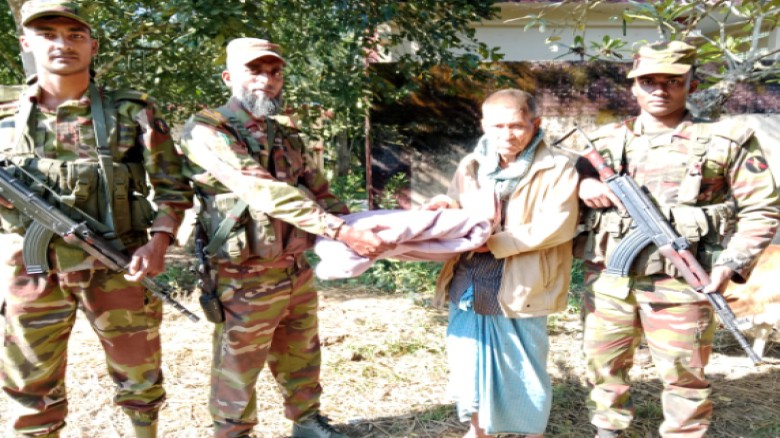 দীঘিনালা জোনের উদ্যোগে পাহাড়ের দুর্গম এলাকায় শতাধিক পরিবার 