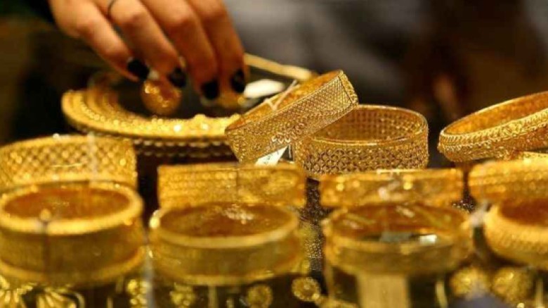 আজ সাড়ে তিন হাজার টাকা বাড়তি দরে বিক্রি হচ্ছে স্বর্ণ