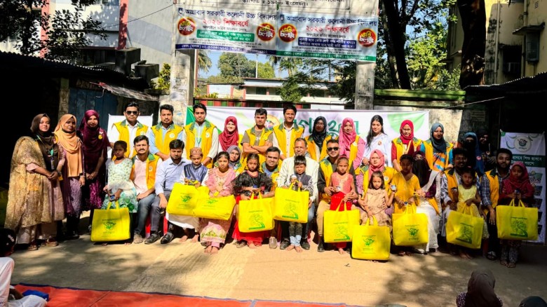 নগরফুল হলিডে স্কুল আগ্রাবাদ শাখায় ১১তম মৌসুমের শীতবস্ত্র বিত