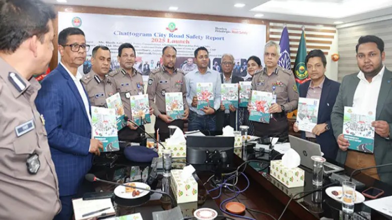 চট্টগ্রামে সড়কে মৃত্যুর মিছিল, এক বছরে নিহত ১৩৭