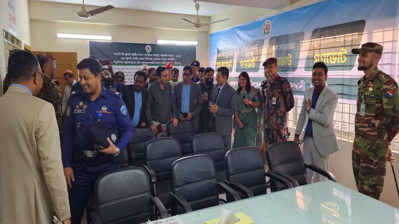 বোয়ালখালীতে নির্বাচনী কন্ট্রোল রুম উদ্বোধন