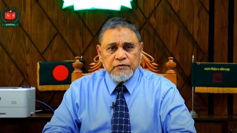 সন্ধ্যায় জাতির উদ্দেশে ভাষণ দেবেন সিইসি