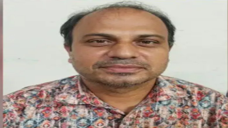 নির্বাচনি সরঞ্জাম নিতে এসে অজ্ঞান হয়ে পড়েন প্রিসাইডিং কর্মকর্তা...