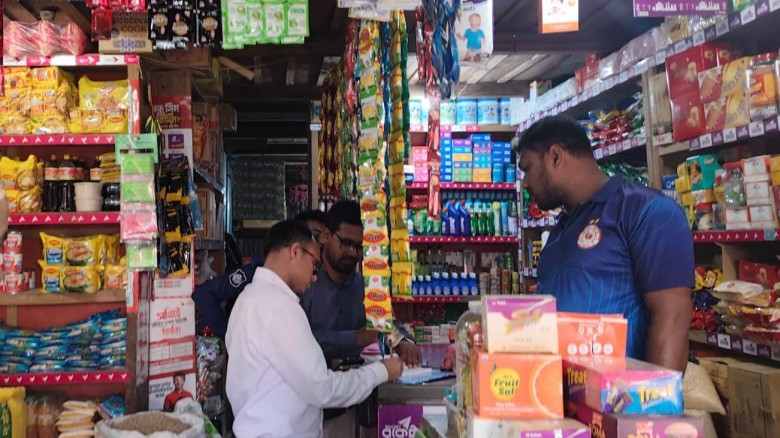 লংগদুতে দ্রব্যমূল্য নিয়ন্ত্রণে প্রশাসনের কঠোর নজরদারি, মুন্স