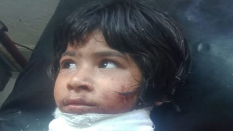 সীতাকুণ্ডে ৭ বছরের শিশু কন্যাকে গলা কেটে হত্যার চেষ্টা!