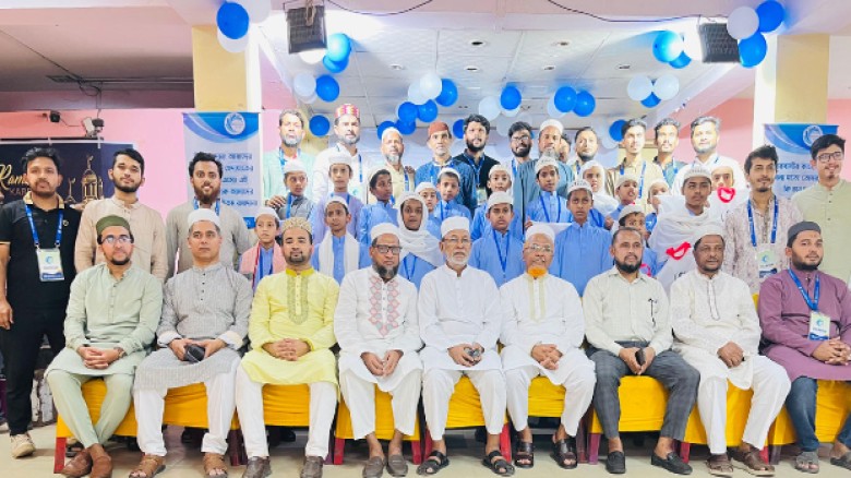 হাফেজ-এতিমদের সম্মানে বোনানজা ক্লাবের ইফতার ও ঈদ উপহার বিতরণ