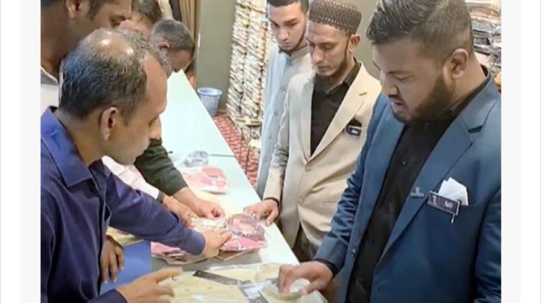 বাংলাদেশি পাঞ্জাবি ভারতীয় বলে বিক্রি, রাজস্থানকে ১ লাখ টাকা 