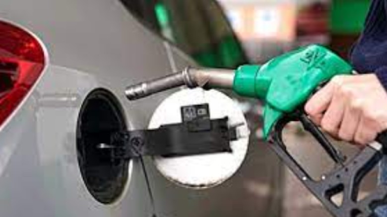 জ্বালানিবাহী আরো দুটি জাহাজ ৯ মার্চ আসছে : মন্ত্রী