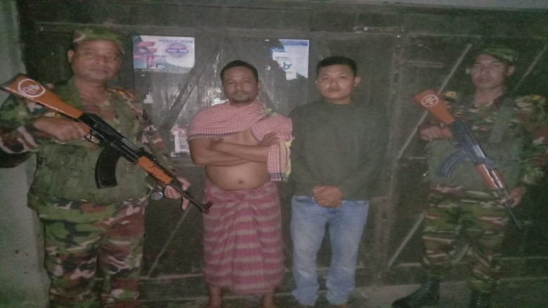 দীঘিনালায় জ্বালানি তেল মজুদ করে উচ্চমূল্যে বিক্রির অভিযোগে স