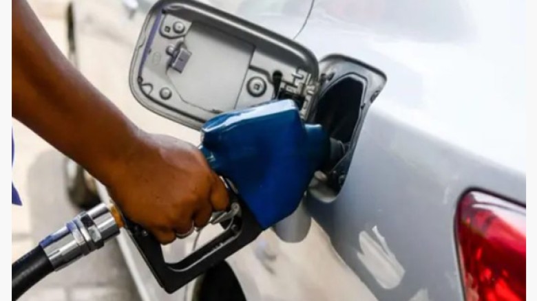 জ্বালানি তেল: অবৈধ মজুতদারির তথ্য দিলেই পুরস্কার