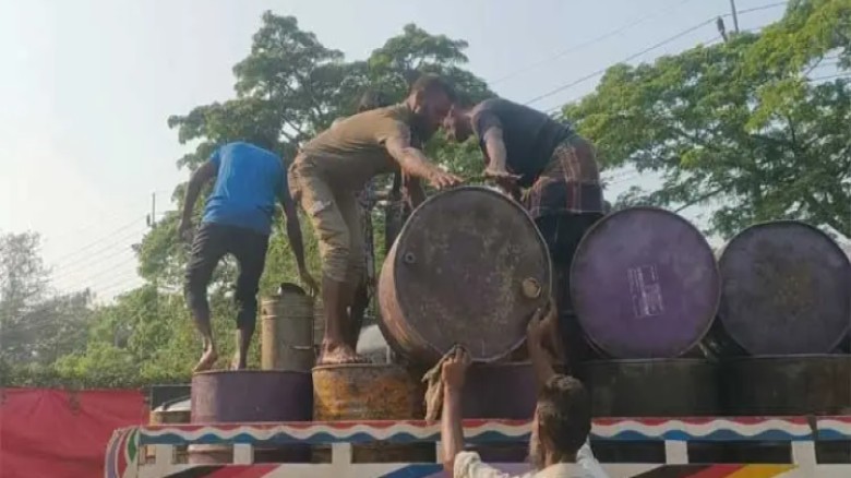 চট্টগ্রামে অবৈধভাবে মজুত ৬ টন ডিজেল জব্দ