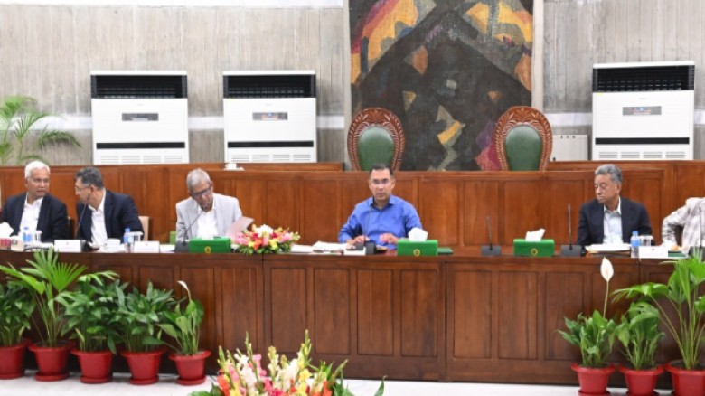 টানা ১৬ ঘণ্টা অফিস করলেন প্রধানমন্ত্রী তারেক রহমান