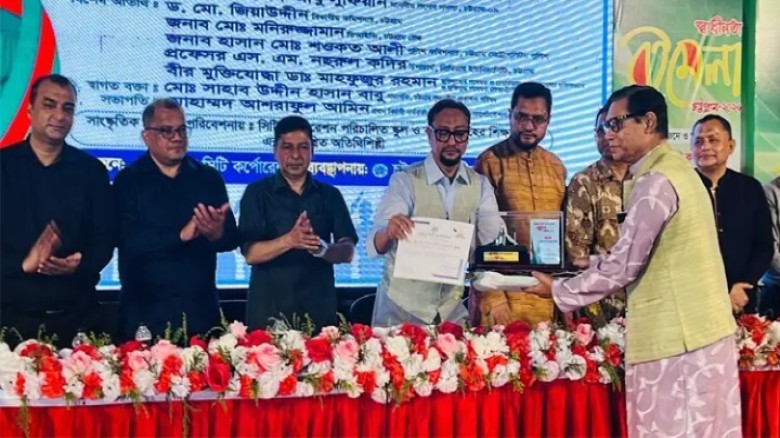 যোগ্যদের স্বীকৃতি দিতে পেরে আমরা গর্বিত: মেয়র শাহাদাত...