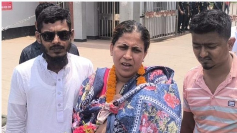 সন্তানসহ কারাগার থেকে মুক্তি পেলেন সেই যুব মহিলা লীগ নেত্রী