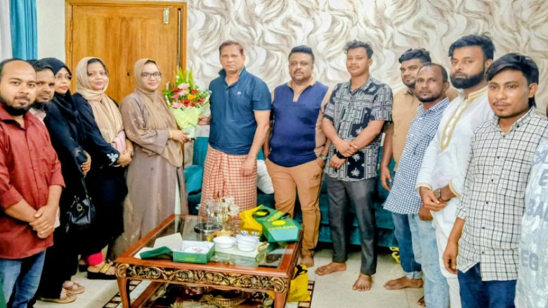 নাজিমুর রহমান নাজিমের সঙ্গে সৌজন্য সাক্ষাৎ করলেন রিমা আকতার