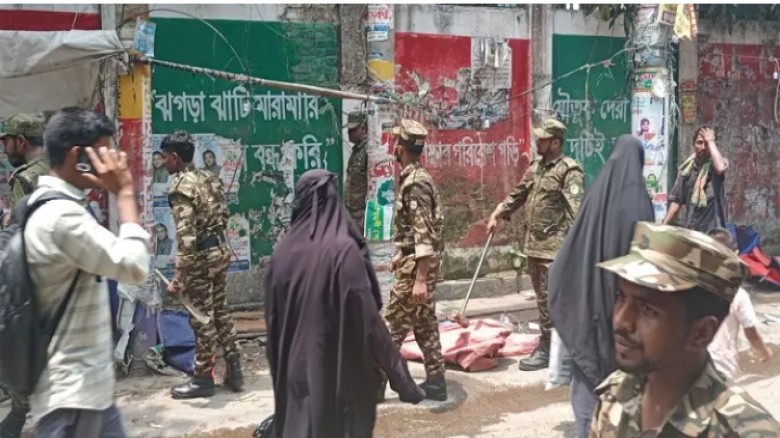 চট্টগ্রামে চসিকের অভিযানে ৪০ অবৈধ দোকান উচ্ছেদ