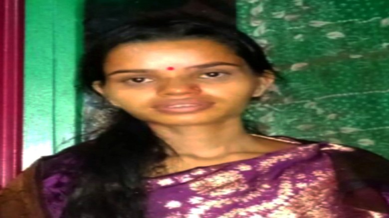 কালবৈশাখীর ঝড়ে কর্ণফুলীতে নৌকাডুবি, নববধূ নিখোঁজ