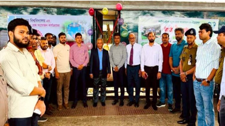 চবিতে যোগ হলো নতুন শাটল ট্রেন