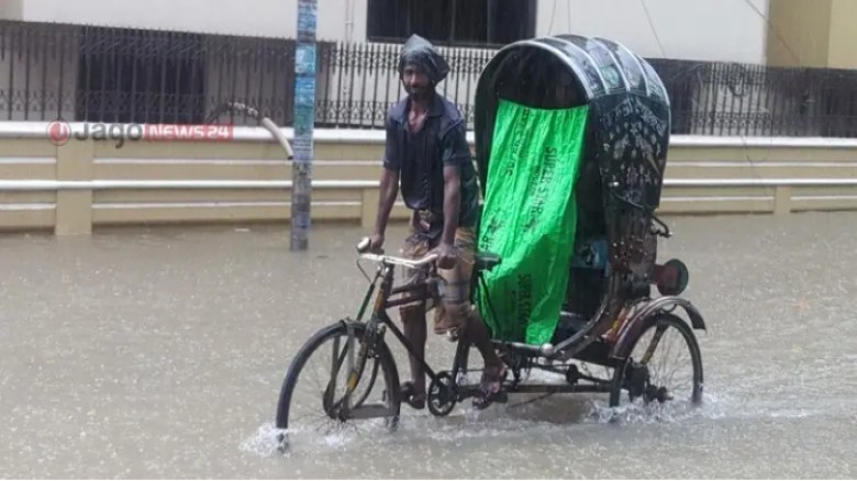 চট্টগ্রামে ভারী বৃষ্টি হতে পারে আরও ২ দিন, শঙ্কা পাহাড়ধসের