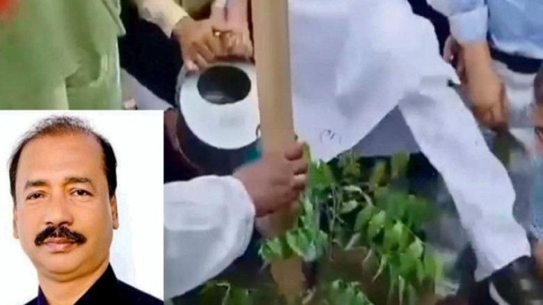বিএনপি নেতাকে লাথি দিয়ে ভাইরাল এমপি