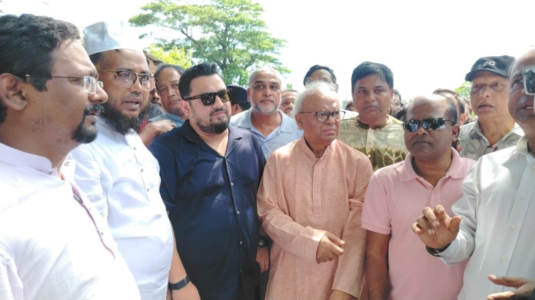 বাঁশখালীতে প্রধানমন্ত্রীর উপদেষ্টা ও বিএনপির যুগ্ন মহাসচিব...