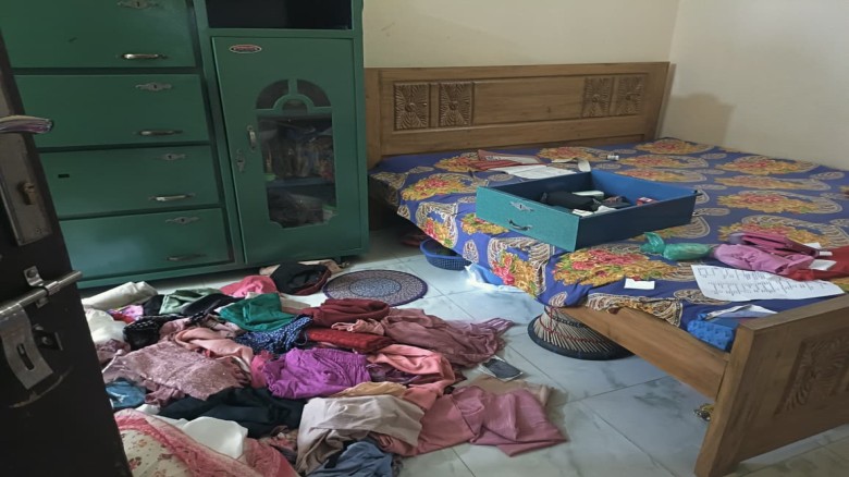 মিরসরাইয়ে শিক্ষকের বাসায় দুর্ধর্ষ চুরি, লুট স্বর্ণালংকার ও ন