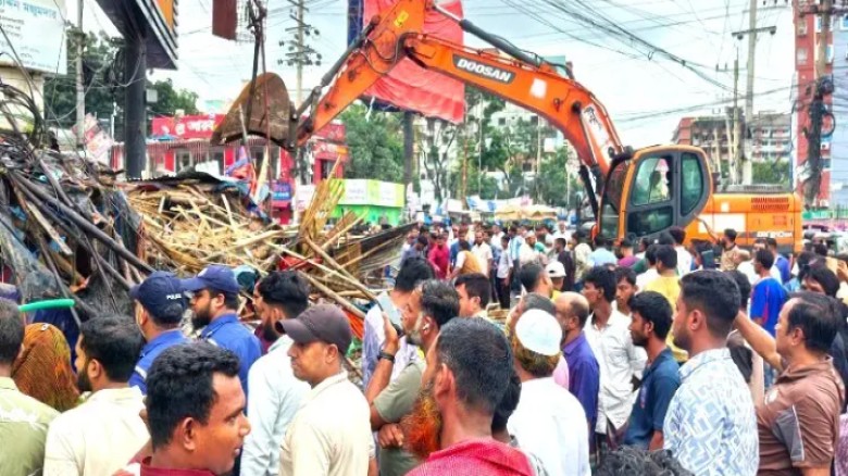 তিন দশক পর সরলো টমছমব্রিজ সড়কের গলার কাঁটা