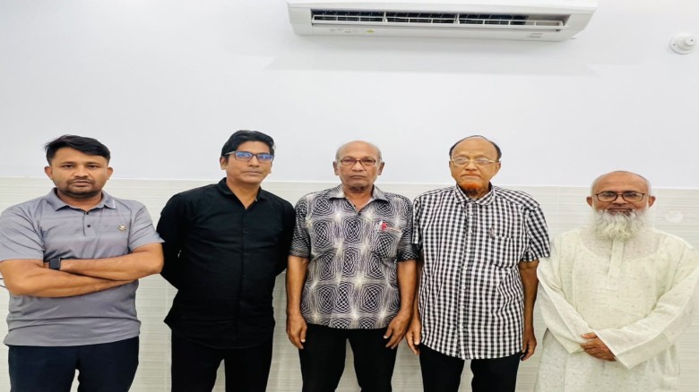 লোহাগাড়া প্রেস ক্লাবের পাঁচ সদস্য বিশিষ্ট আহ্বায়ক কমিটি গঠন