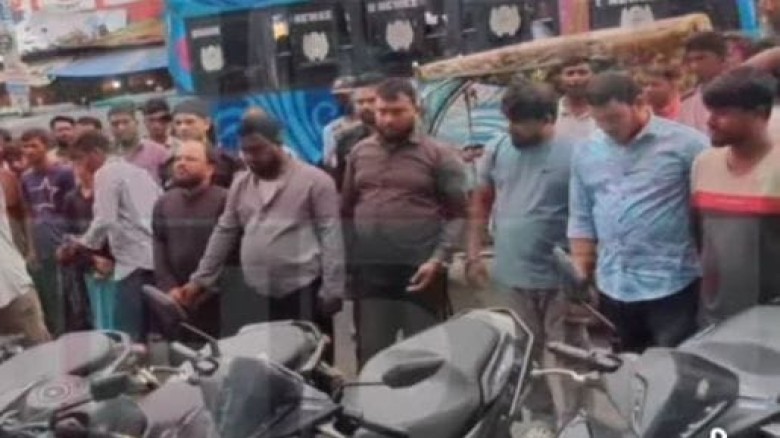 পটিয়ায় র্্যাবের অভিযানে ৩কোটি টাকার ইয়াবা সহ ৬জন বাইক আরোহী 