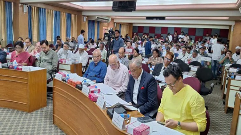 ছাত্রদল-শিবিরের প্রতিবাদে সিনেট সভায় যেতে পারেননি আওয়ামীপন্থ