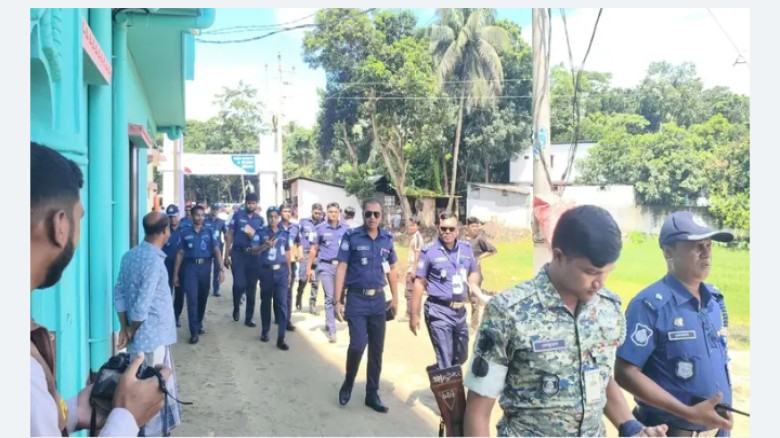 প্রধানমন্ত্রীর সফর ঘিরে কঠোর নিরাপত্তা বলয়ে বাবুনগর মাদ্রাসা
