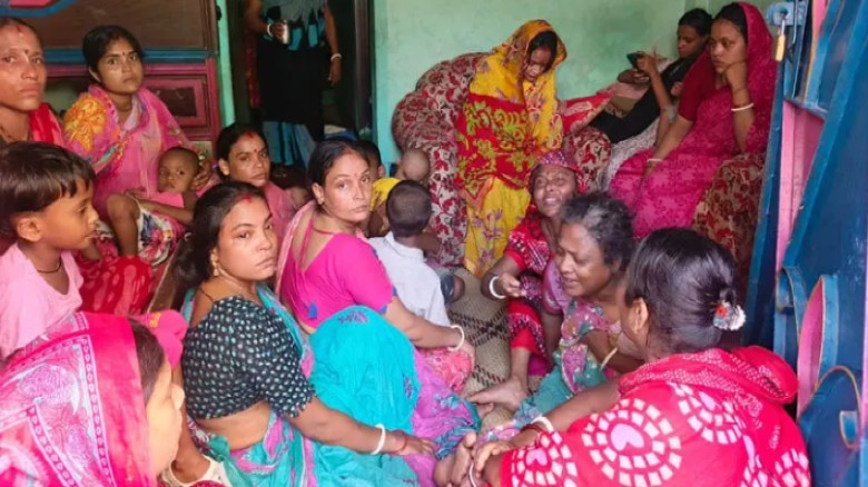 শিপইয়ার্ডে গ্যাস দুর্ঘটনা: সন্তানের মুখ দেখা হলো না পলাশের