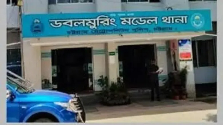 পুকুরে ভাসছিল যুবকের মরদেহ, ঘাটে লুঙ্গি-সাবান