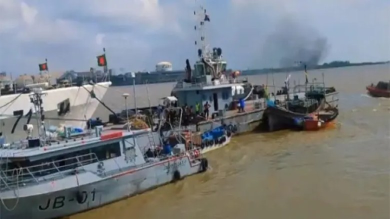 চট্টগ্রাম বন্দরের শিপিং চ্যানেলে ৩০ অবৈধ জাল জব্দ