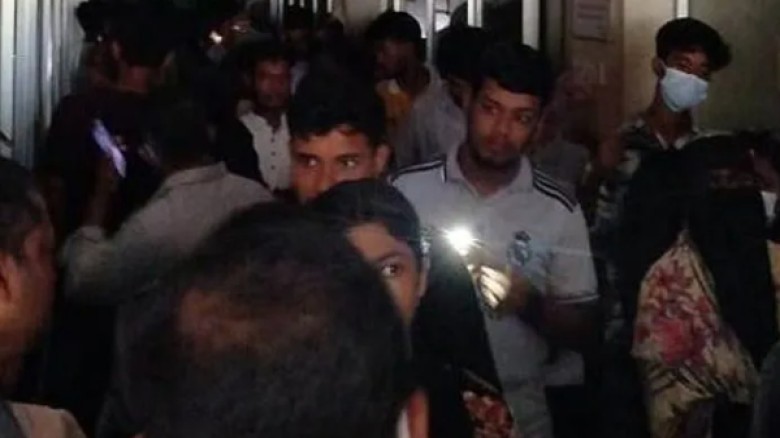চমেক হাসপাতাল আড়াই ঘণ্টা বিদ্যুৎহীন, রোগীদের দুর্ভোগ