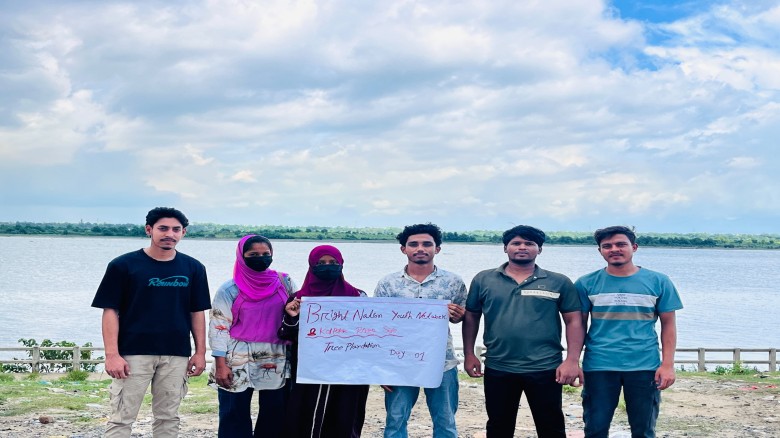 নদী তীরে সবুজের ছোঁয়া বিএনওয়াইএন’র উদ্যোগে চট্টগ্রামে তরুণদে