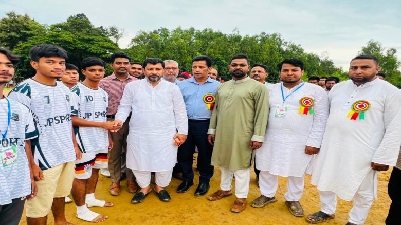 চরম্বায় স্পোর্টস ইউনিয়ন ফুটসাল ফুটবল টুর্নামেন্টের উদ্বোধনী 