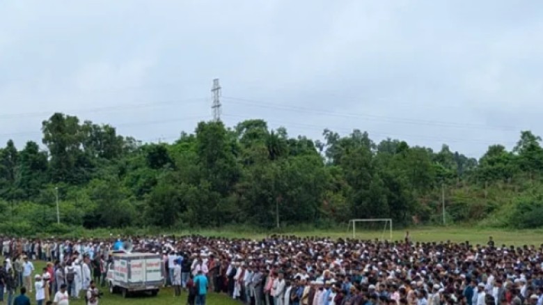 অপ্রতিমের প্রথম জানাজা সম্পন্ন, কুবি শিক্ষার্থীদের বিক্ষোভের