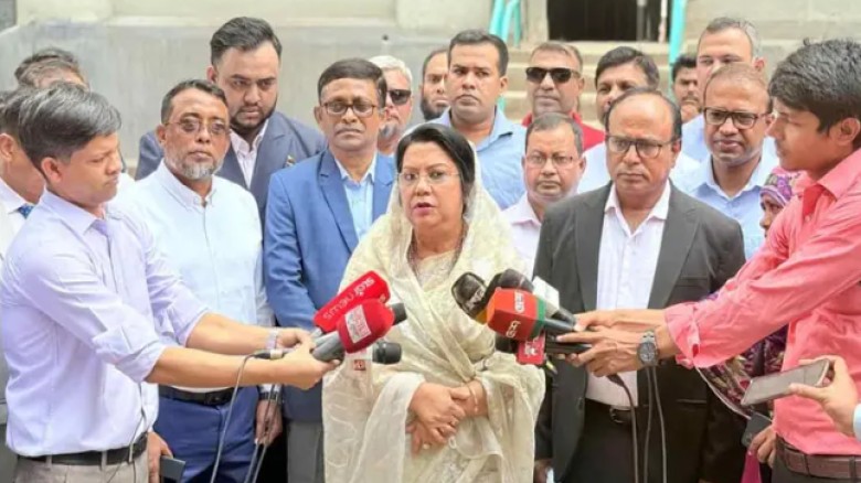 দেশে চাহিদার তুলনায় পর্যাপ্ত খাদ্য মজুত রয়েছে : খাদ্যমন্ত্রী