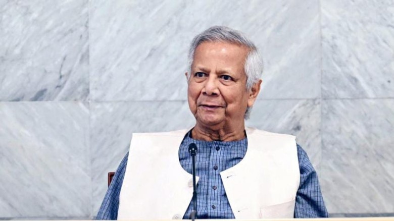 ড. ইউনূসকে হয়রানির নিন্দা ১২ সাবেক উপদেষ্টার...