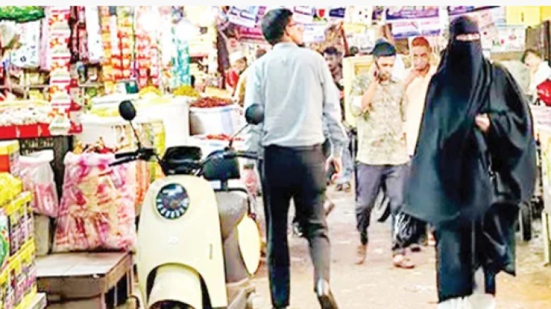 রিয়াজউদ্দিন বাজারকে ‘বাঁচাতে’ ব্যবসায়ীদের কঠোর বার্তা...