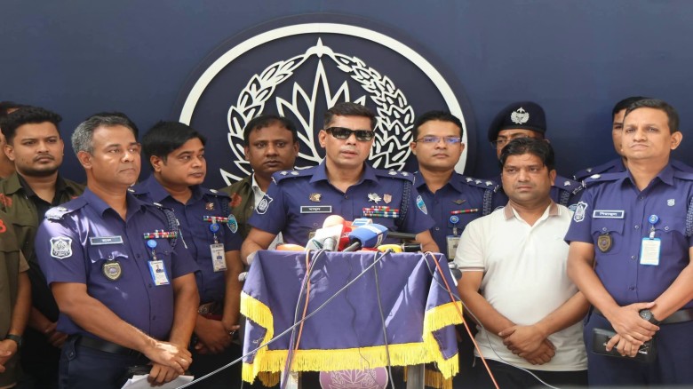 বাঁশখালীতে ভুয়া ‘SRB’ পরিচয়ে  ব্যবসায়ী অপহরণ:গ্রেপ্তার ৬