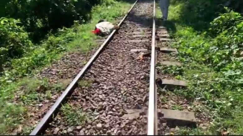 পটিয়ায় ট্রেনে কাটা পড়ে এক অজ্ঞাত মহিলার মৃত্যু।